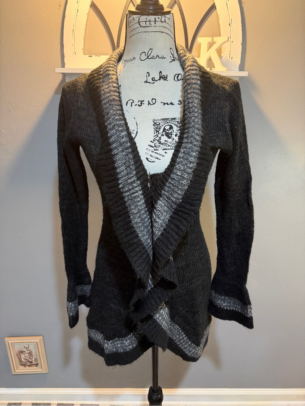 BRITTANY BLACK LONG SLEEVE CARDIGAN SZ PS
